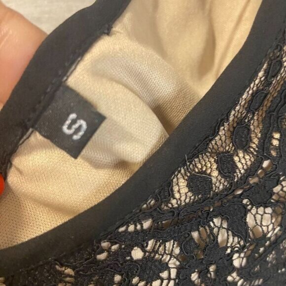 Women's Lace‎ Cold-Shoulder Long-sleeved Sheer Top - Picture 6 of 6